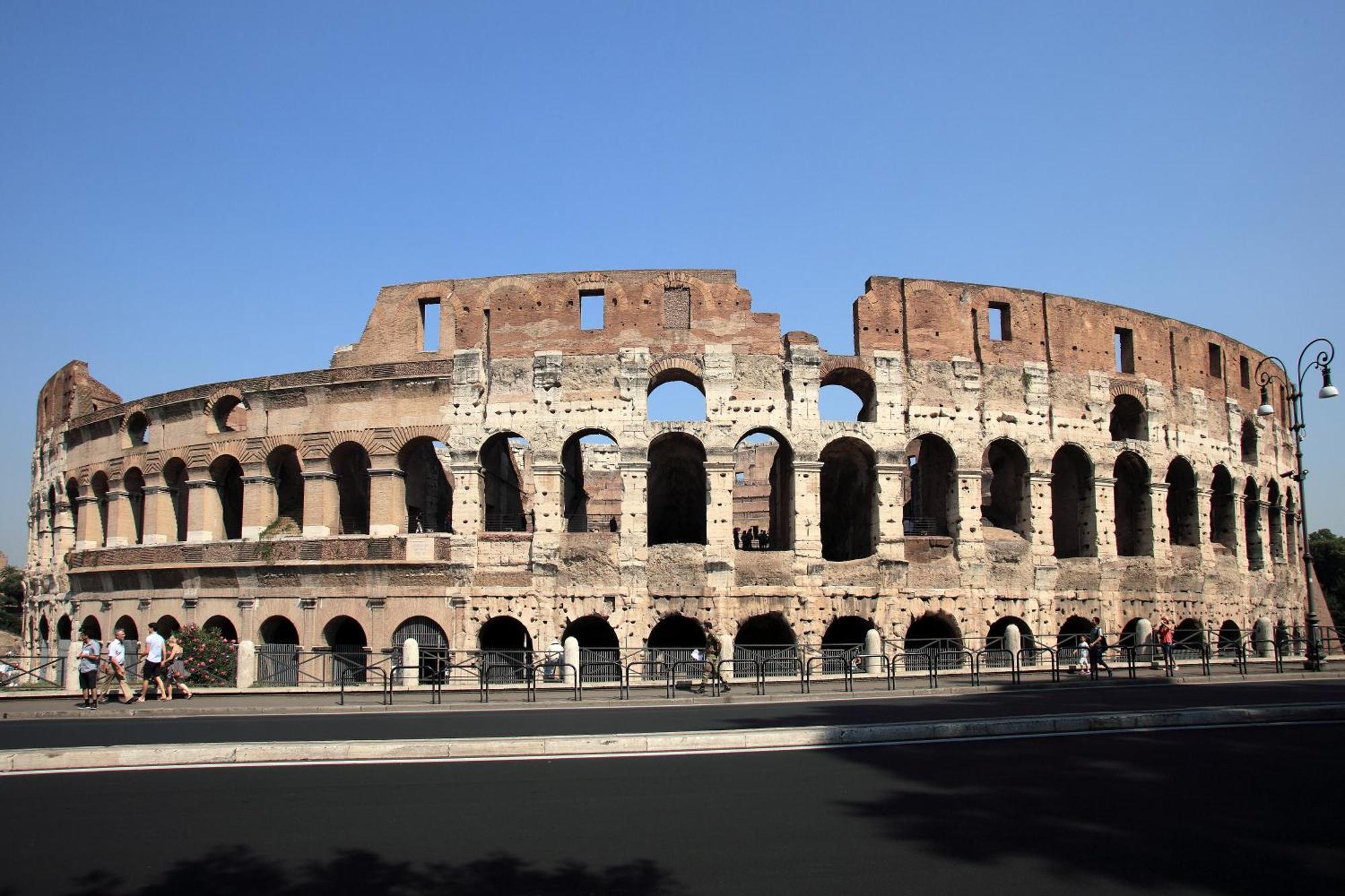 Appartamento D'Epoca Colosseo Art Gallery روما المظهر الخارجي الصورة