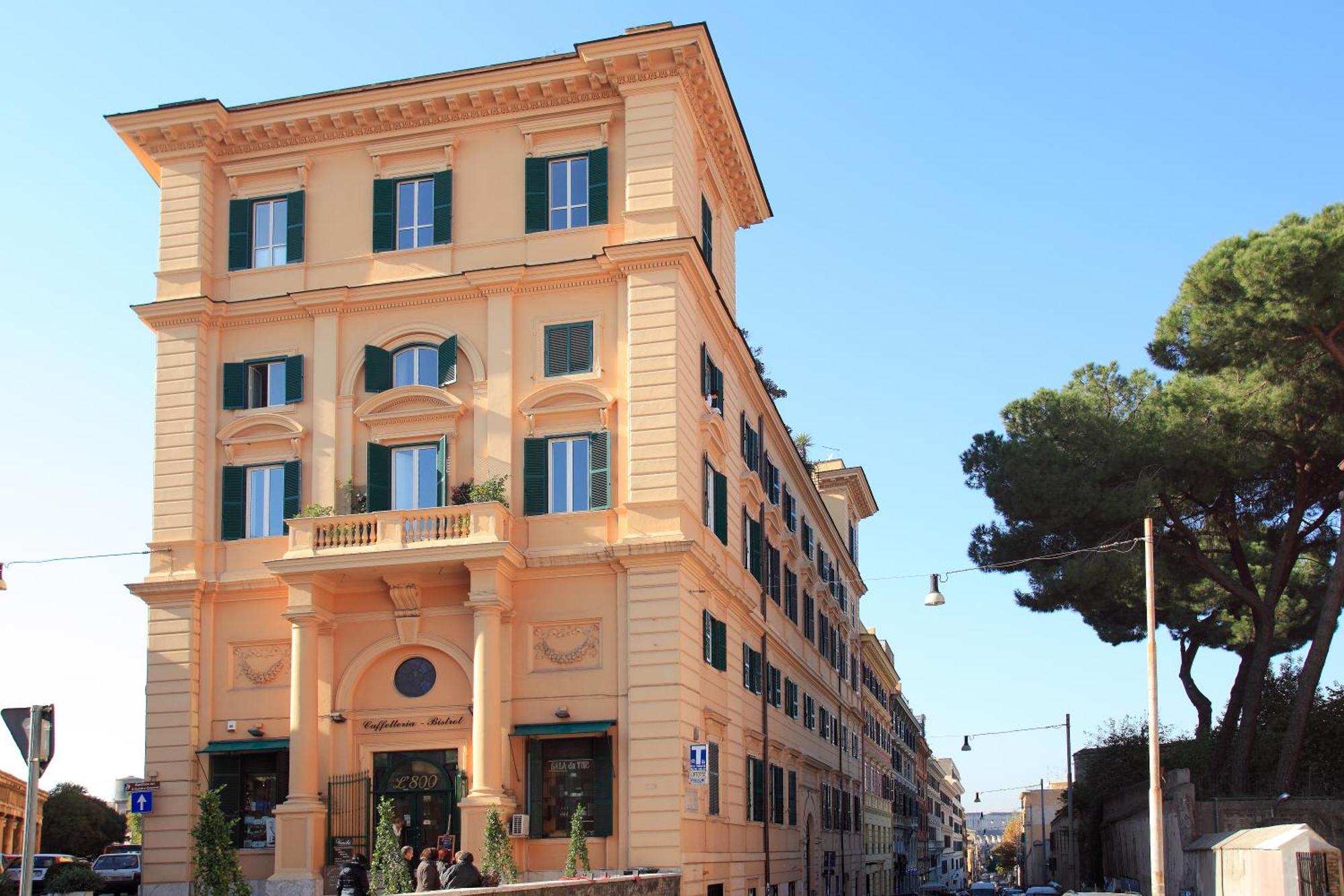 Appartamento D'Epoca Colosseo Art Gallery روما المظهر الخارجي الصورة