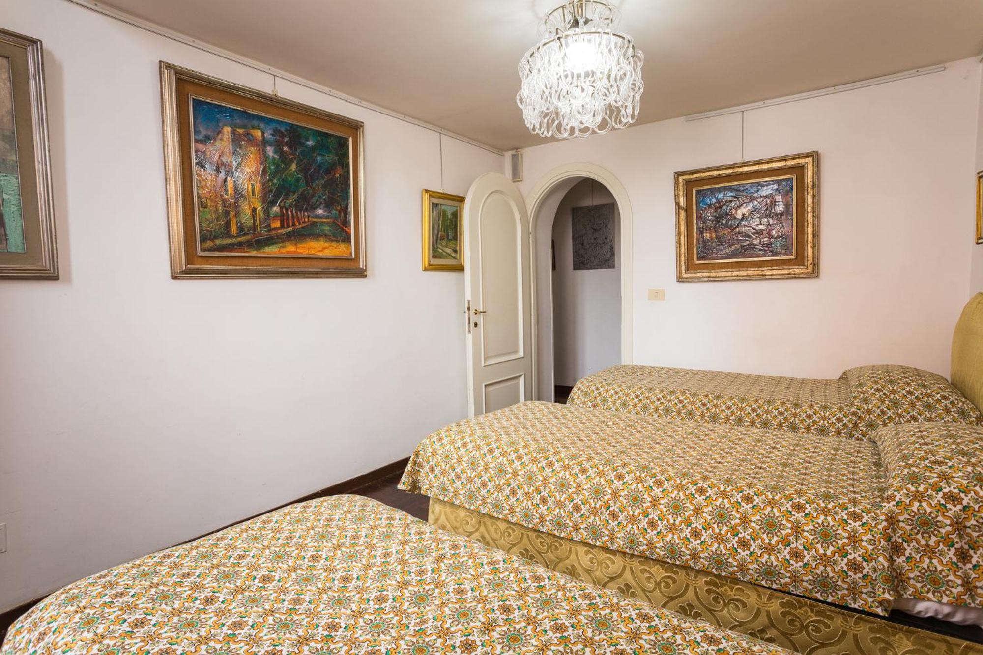 Appartamento D'Epoca Colosseo Art Gallery روما المظهر الخارجي الصورة
