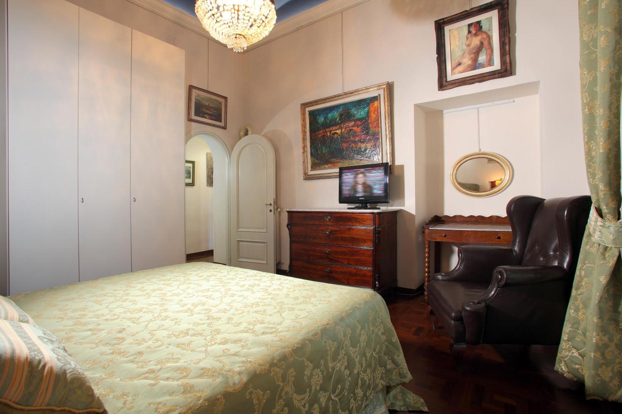 Appartamento D'Epoca Colosseo Art Gallery روما المظهر الخارجي الصورة